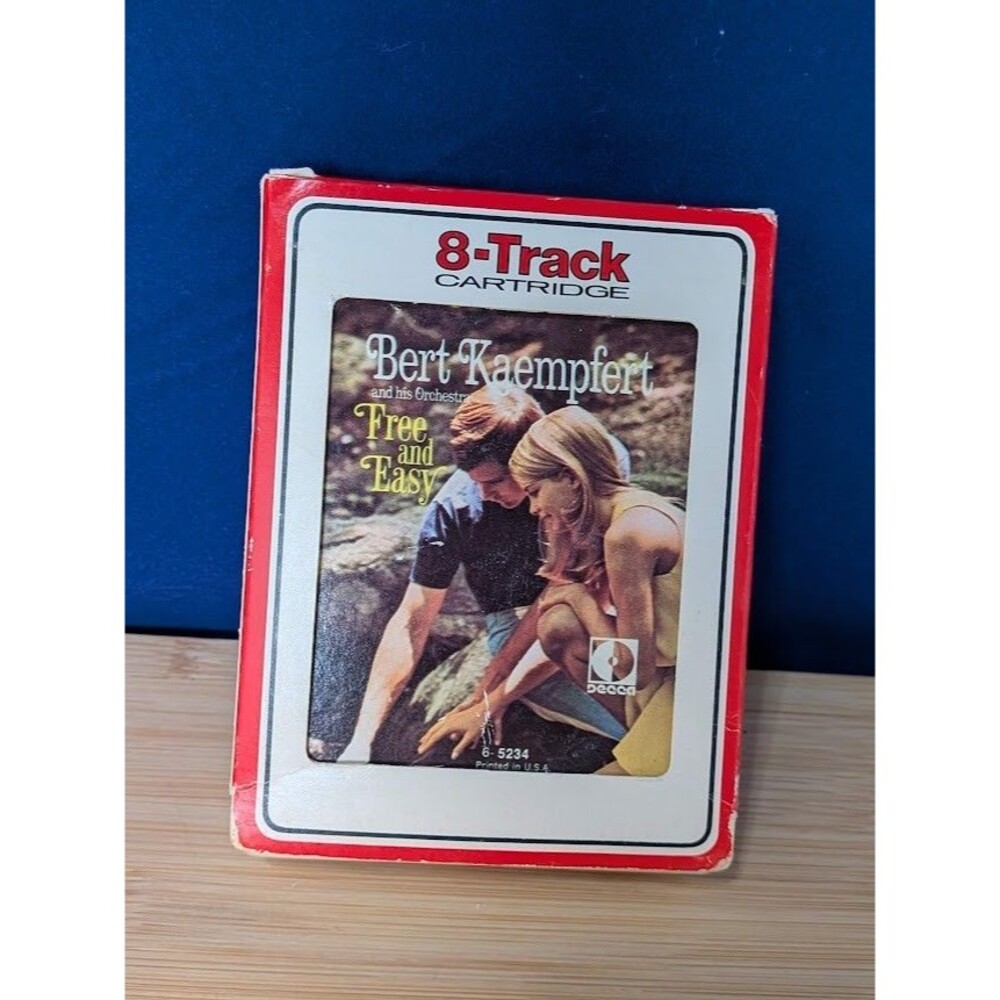 VINTAGE Bert Kaempfert FREE AND EASY 8-Track Tape DECCA Orchestra Rare Slipcase